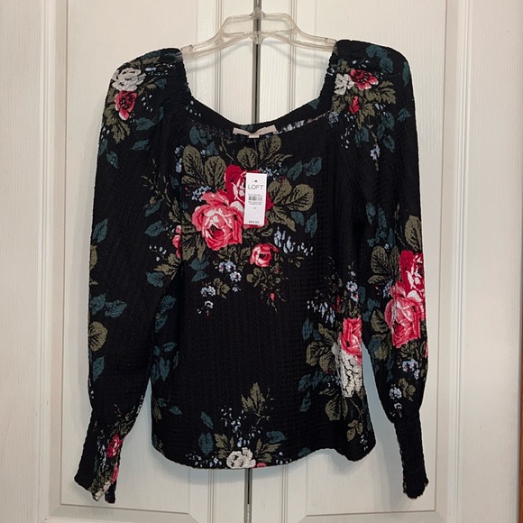 LOFT floral top - Picture 1 of 3